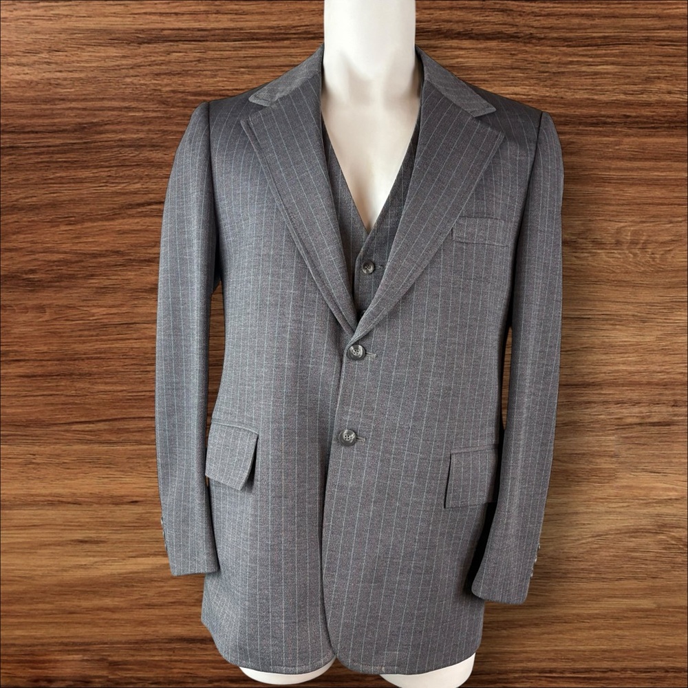 Vintage John Blair Men's Grey Striped 3 piece suits No Tag See Photos Formal